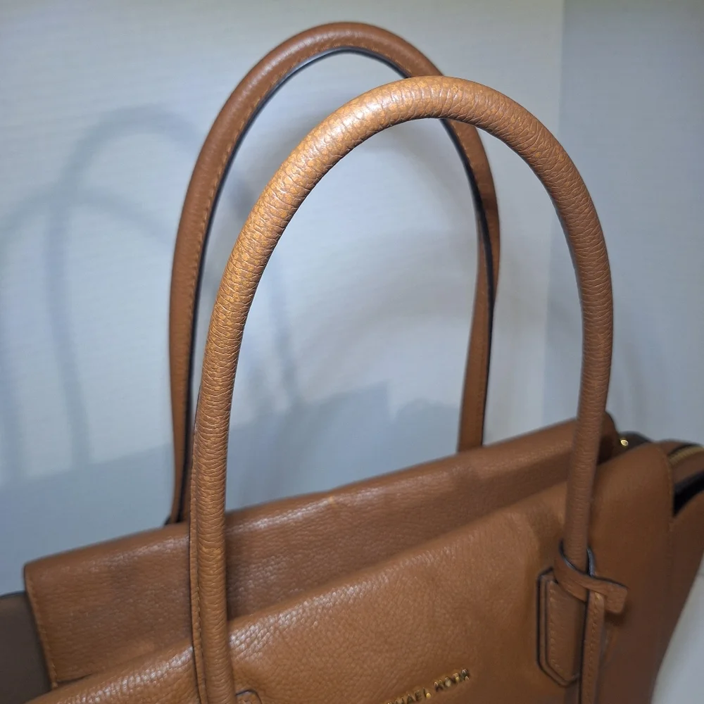 Michael Kors Mercer Brown Pebble Leather Tote Bag With Charm Large Crossbody GUC